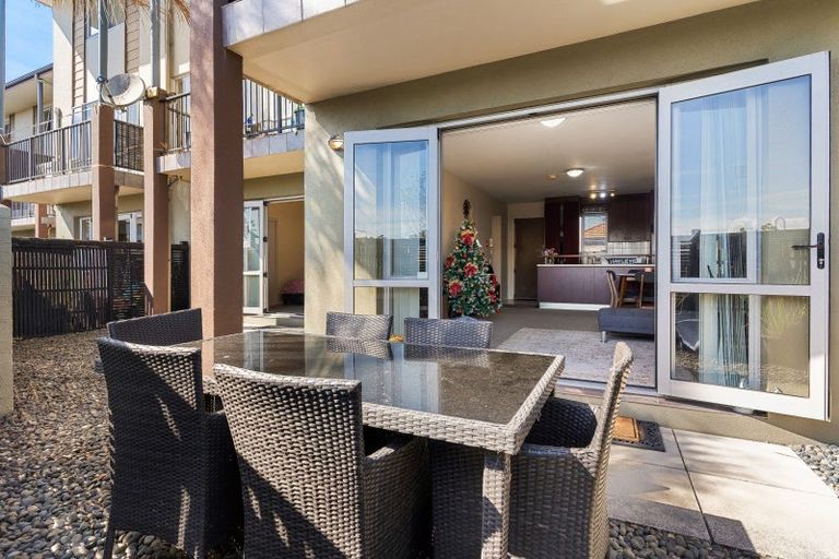 Photo of property in 2/29 Haven Drive, East Tamaki, Auckland, 2013