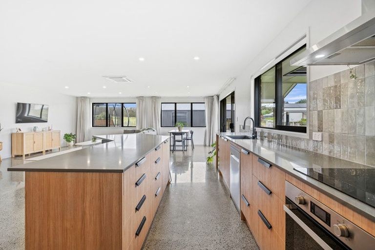 Photo of property in 24 Woodlea Lane, Te Kamo, Kamo, 0185