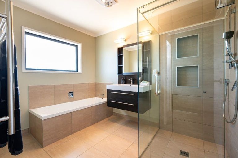 Photo of property in 140b Seafield Road, Eskdale, Napier, 4182