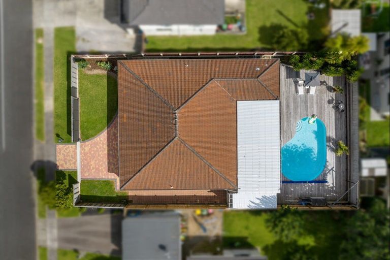 Photo of property in 15 Endeavour Avenue, Welcome Bay, Tauranga, 3112