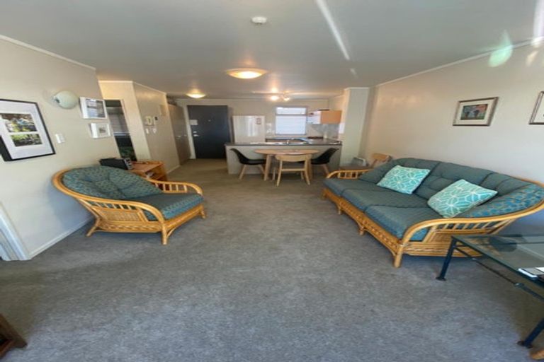 Photo of property in Capri Apartments, 5 The Mall, Mount Maunganui, 3116