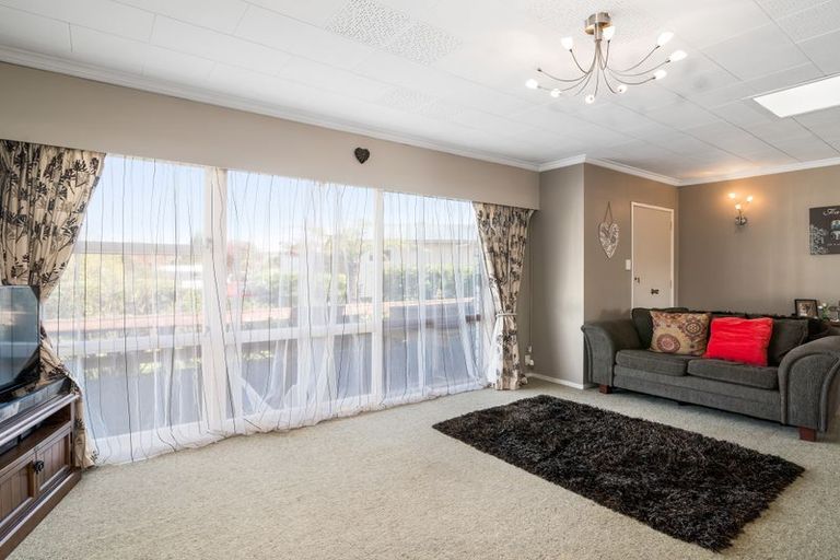 Photo of property in 74 Lisa Crescent, Mangakakahi, Rotorua, 3015