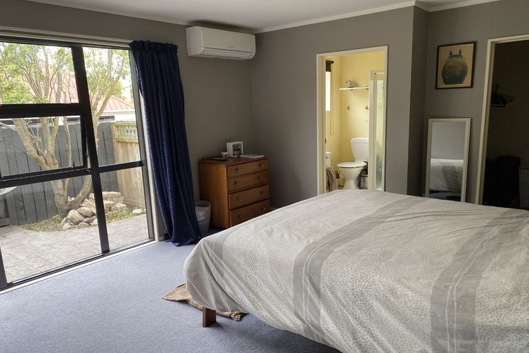 Photo of property in 68 Clifton Terrace, Fitzherbert, Palmerston North, 4410