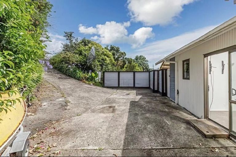 Photo of property in 81 College Road, Northcote, Auckland, 0627