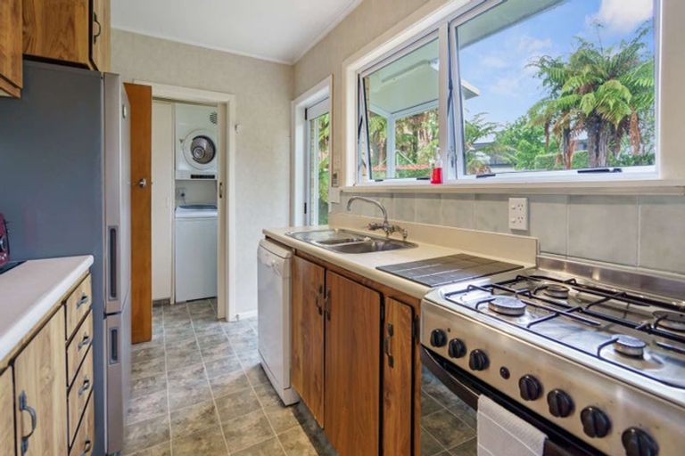 Photo of property in 18 Carlton Street, Glenholme, Rotorua, 3010