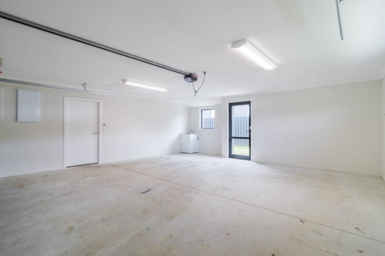 Photo of property in 4 Cuddie Close, East Taieri, Mosgiel, 9024