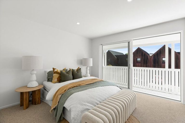 Photo of property in 1/92 Holly Road, St Albans, Christchurch, 8014