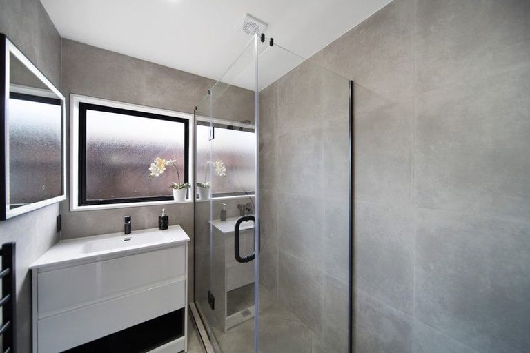 Photo of property in 14 Morewood Lane, Favona, Auckland, 2024