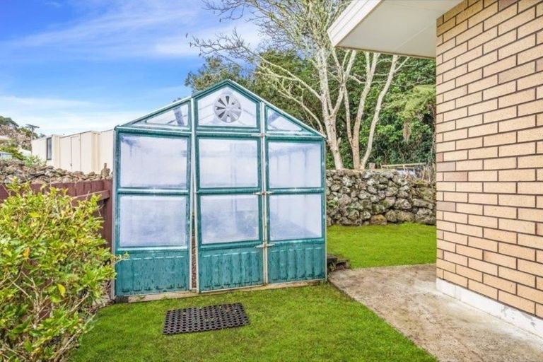 Photo of property in 1/12 Ford Avenue, Te Kamo, Whangarei, 0112