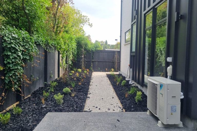 Photo of property in 50c Creyke Road, Ilam, Christchurch, 8041