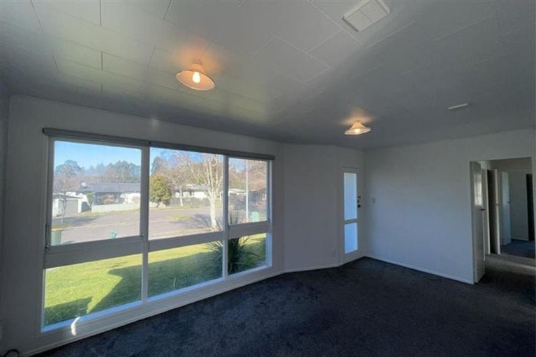 Photo of property in 19 Beryl Place, Pukehangi, Rotorua, 3015