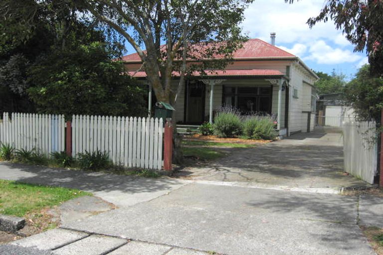 Photo of property in 1 Sandilands Street, Feilding, 4702