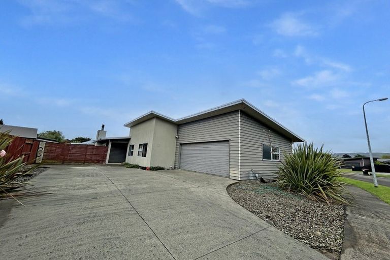 Photo of property in 3 Millbrook Place, Ashhurst, 4810