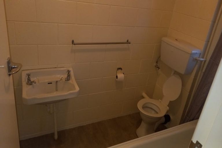 Photo of property in 6/7 Albert Street, Hamilton East, Hamilton, 3216