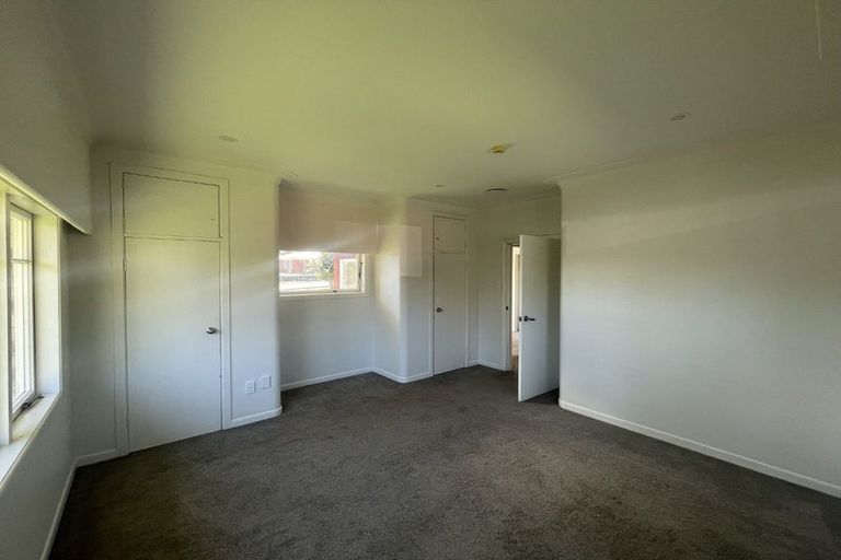 Photo of property in 22 Coles Crescent, Papakura, 2110