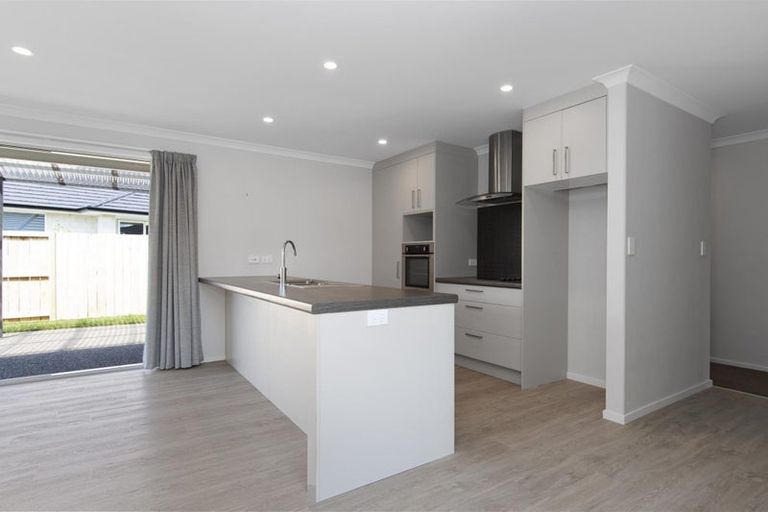 Photo of property in 57 Kahuparere Crescent, Pyes Pa, Tauranga, 3112