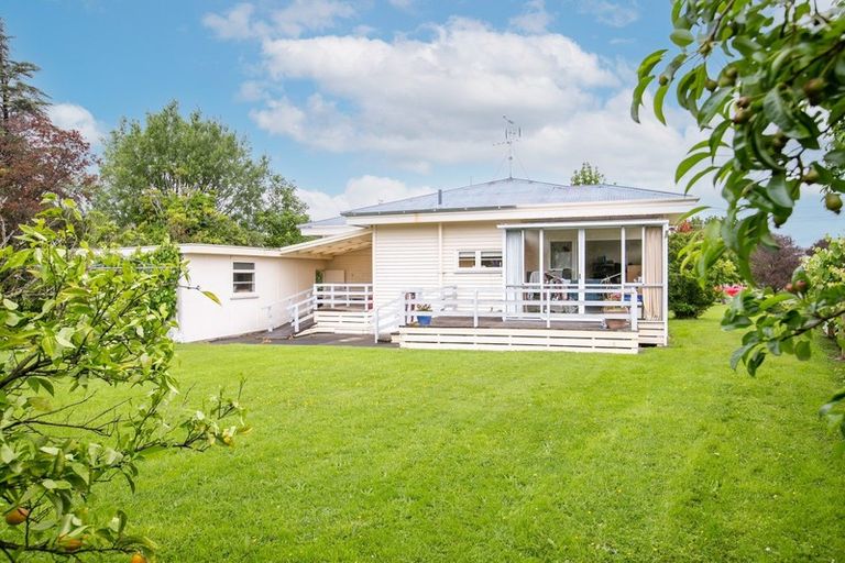 Photo of property in 28 Lansdowne Crescent, Lansdowne, Masterton, 5810