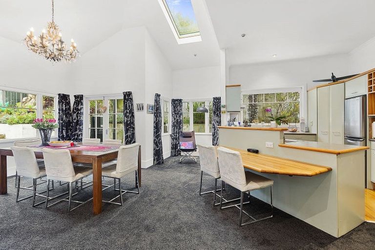 Photo of property in 353 Karori Road, Karori, Wellington, 6012