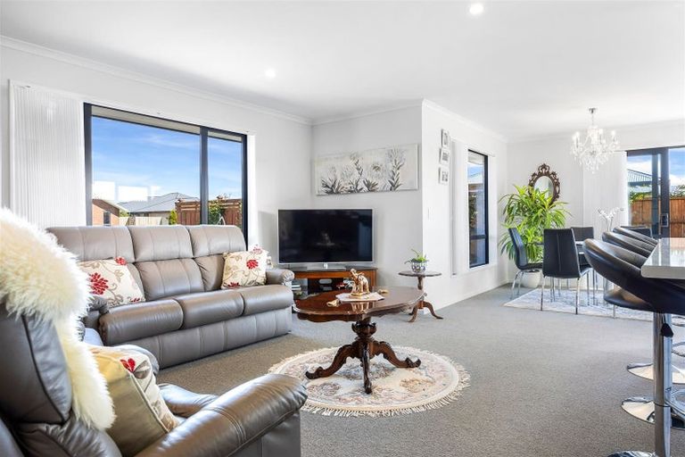 Photo of property in 9 Denton Street, Amberley, 7410