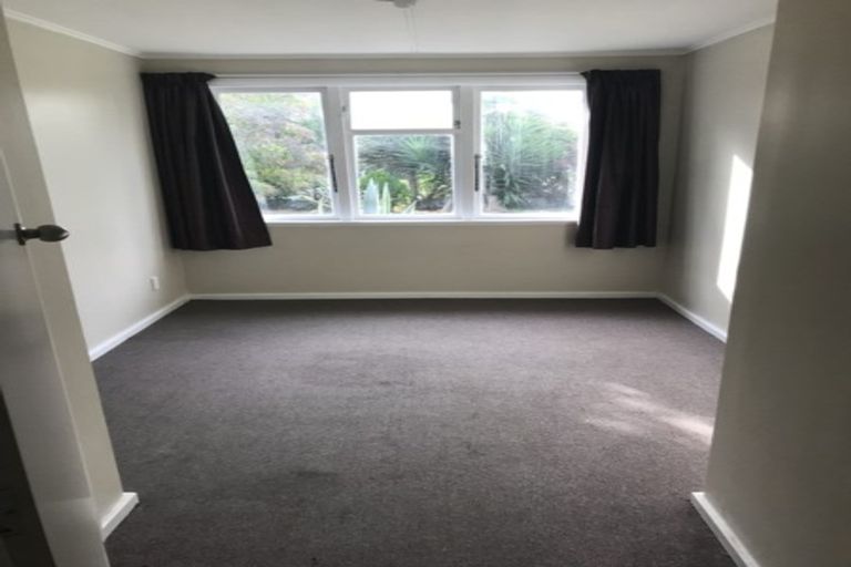 Photo of property in 90 Holland Road, Fairfield, Hamilton, 3214