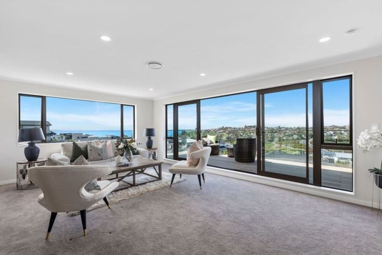 Photo of property in 34 Bearing Parade, Long Bay, Auckland, 0630