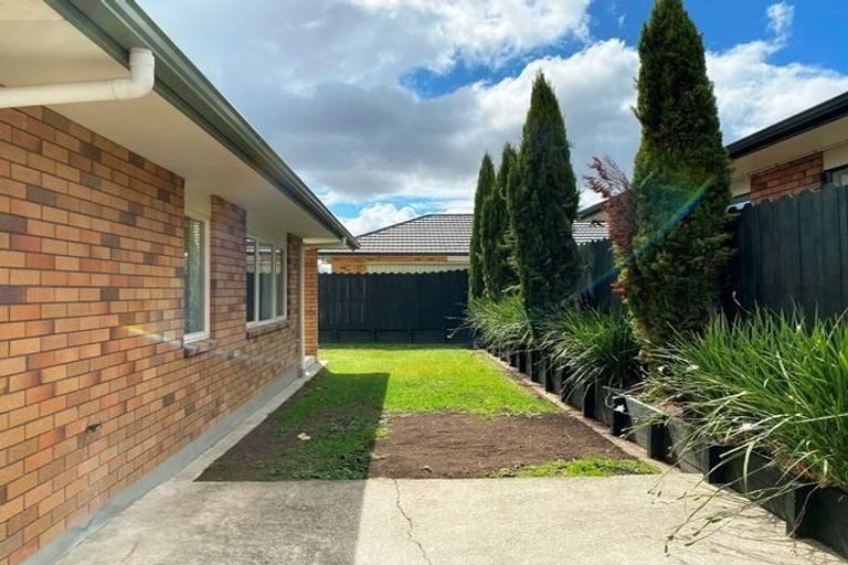 Photo of property in 28 Milson Drive, Papakura, 2110