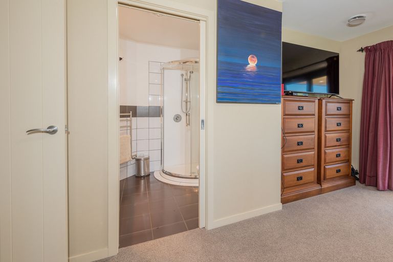 Photo of property in 7 Larch Crescent, Alexandra, 9320