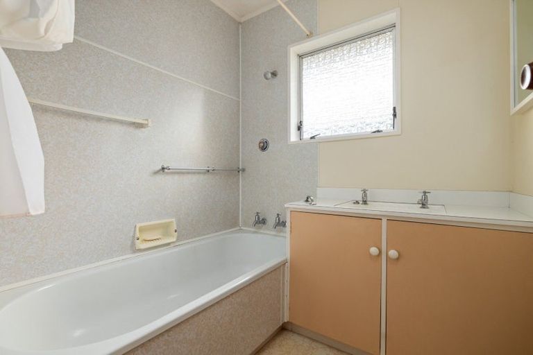 Photo of property in 5a Highfield Crescent, Brookfield, Tauranga, 3110