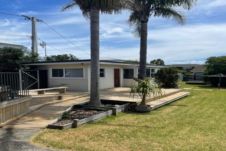 Photo of property in 123 Shakespeare Road, Milford, Auckland, 0620
