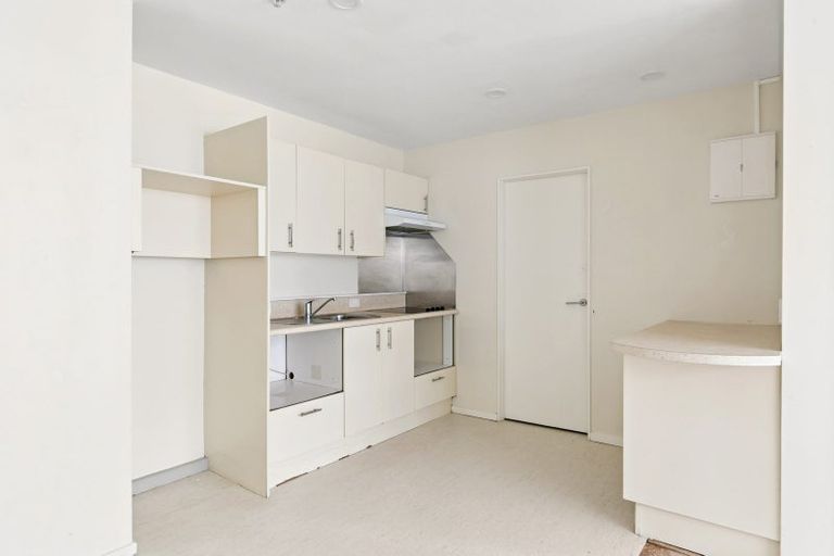 Photo of property in Gilmer Terrace Car Park, 314/9 Gilmer Terrace, Wellington Central, Wellington, 6011