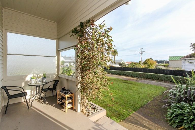 Photo of property in 28 Mouatt Street, Waitara, 4320