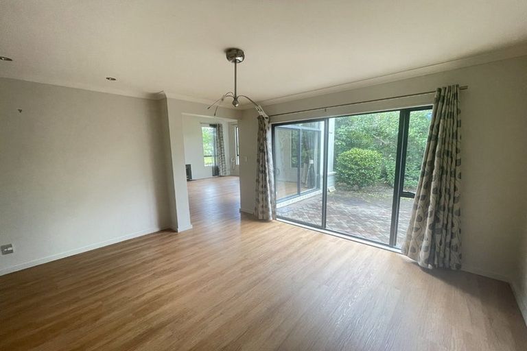 Photo of property in 34 Baltersan Drive, Flat Bush, Auckland, 2016