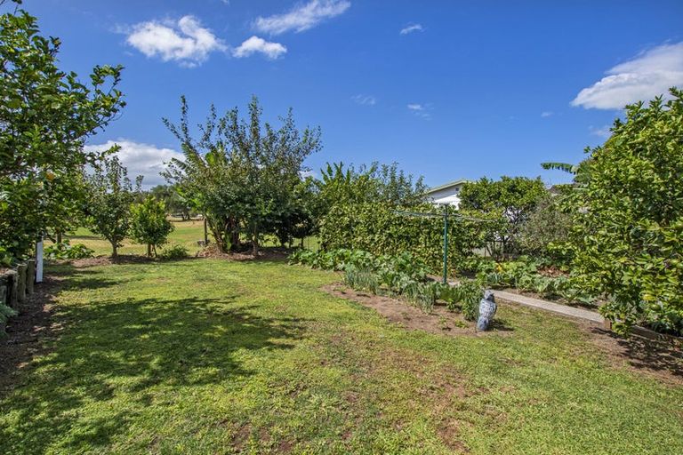 Photo of property in 326 One Tree Point Road, One Tree Point, 0118