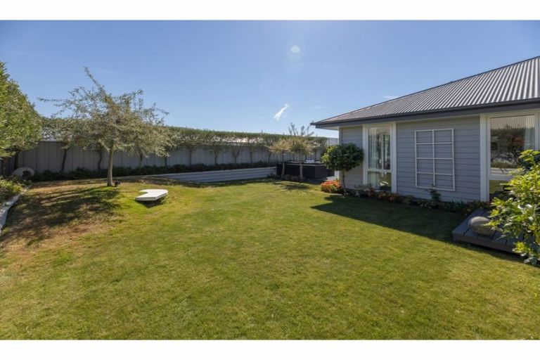Photo of property in 46 Tutaipatu Avenue, Pegasus, 7612