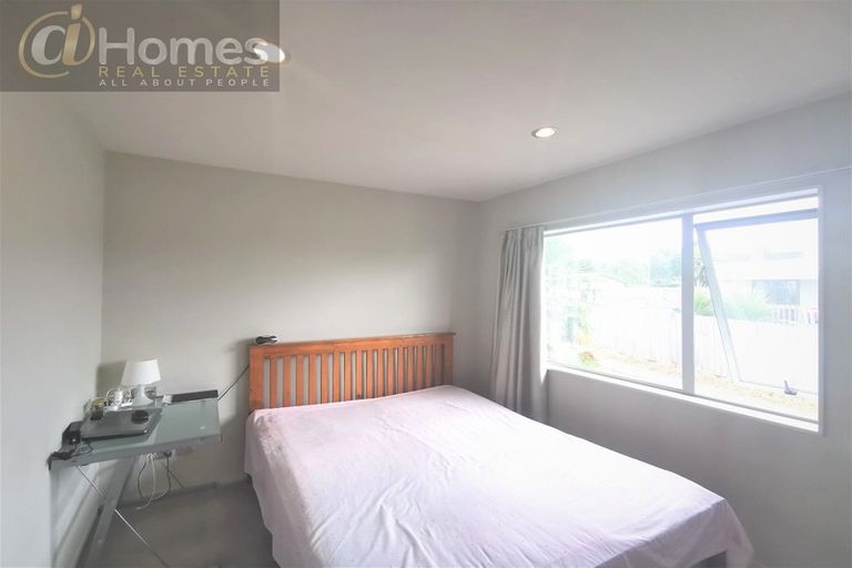 Photo of property in 201a Don Buck Road, Massey, Auckland, 0614