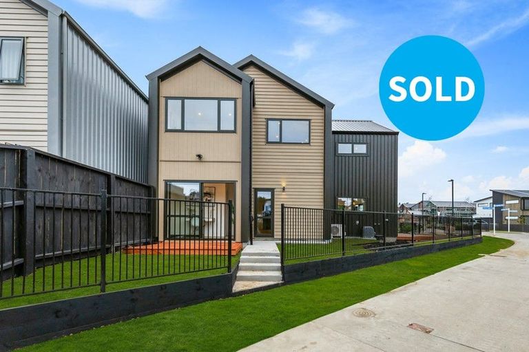 Photo of property in 39 Bristol Freighter Road, Hobsonville, Auckland, 0616