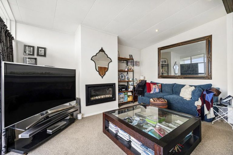 Photo of property in 69 Farnham Street, Mornington, Wellington, 6021