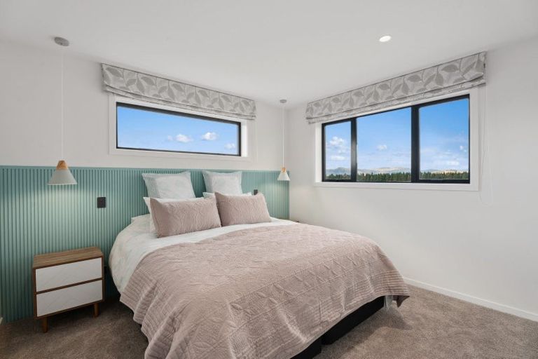 Photo of property in 3b Wallace Place, Westown, New Plymouth, 4310