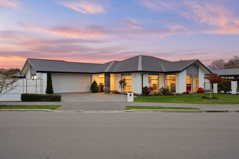 Photo of property in 3 Atap Place, Northwood, Christchurch, 8051