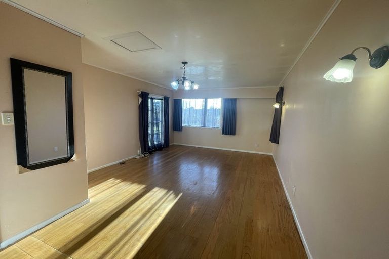 Photo of property in 39 Linwood Avenue, Forrest Hill, Auckland, 0620