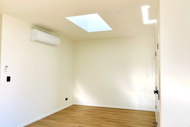 Photo of property in 67 Taukahiwi Road, Pukekohe, 2120