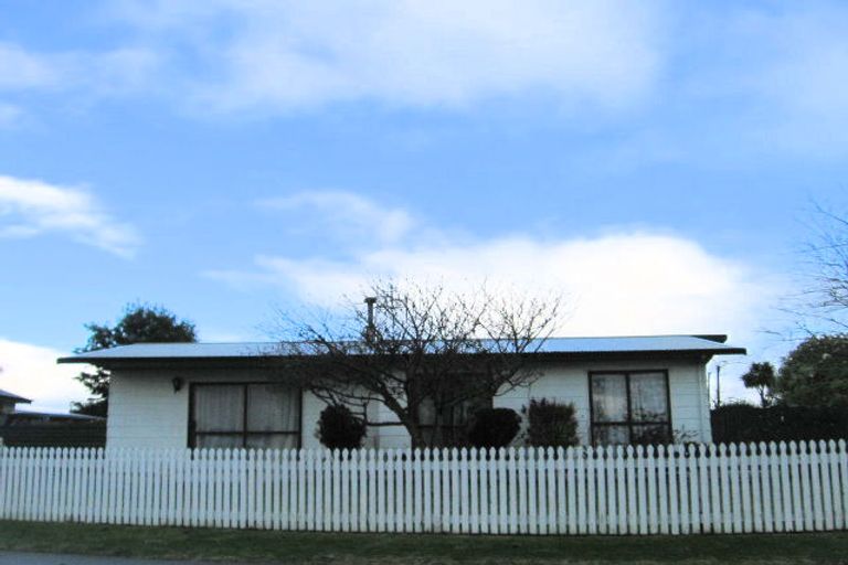 Photo of property in 5 Kingsley Drive, Flaxmere, Hastings, 4120