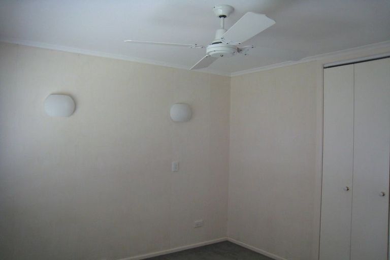 Photo of property in 1/14a Fenwick Avenue, Milford, Auckland, 0620