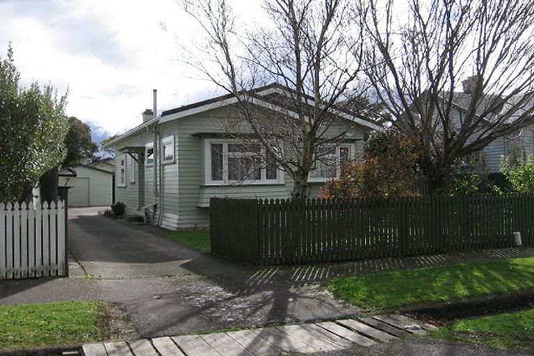 Photo of property in 7 Rongopai Street, Palmerston North, 4414