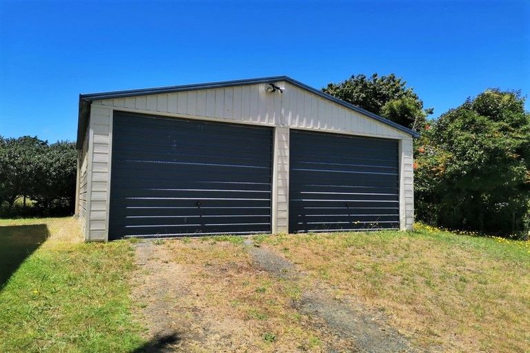Photo of property in 34 Manaia View Road, One Tree Point, 0118
