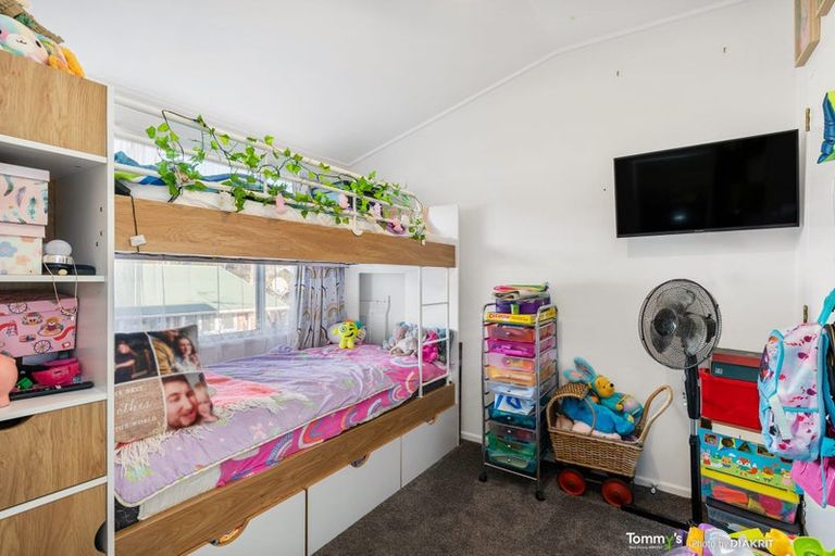 Photo of property in 2/21 Islington Street, Trentham, Upper Hutt, 5018