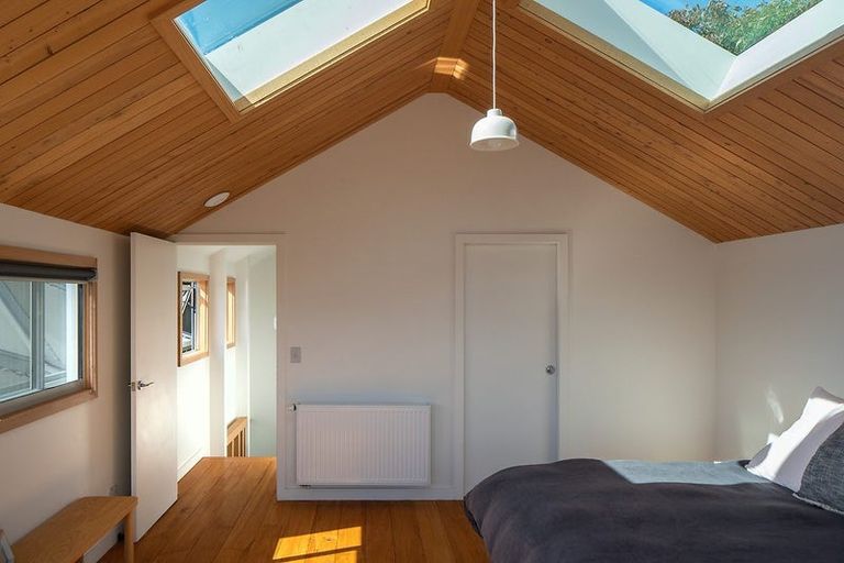 Photo of property in 62 The Crescent, Roseneath, Wellington, 6011