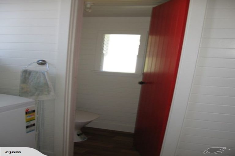 Photo of property in 17 Mersey Street, St Albans, Christchurch, 8014