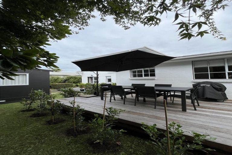 Photo of property in 3/4 Frater Avenue, Milford, Auckland, 0620