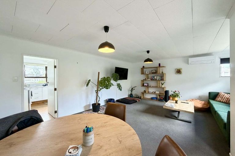 Photo of property in 3 Kaimata Street, Brooklands, New Plymouth, 4310